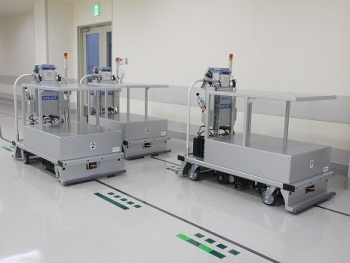 AGV  storaging commodity